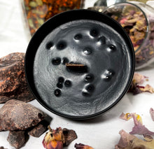 Load image into Gallery viewer, Dragons Blood | 100% Soy Wax | Candle Jar | Hand Poured | 40+ hrs burn time