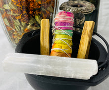 Load image into Gallery viewer, 7 Chakra Energy Balancing Collection