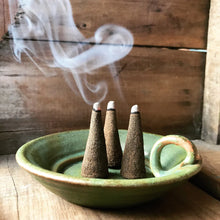 Load image into Gallery viewer, Magnolia Incense Cones | 10 pack | manifest, wisdom, patience
